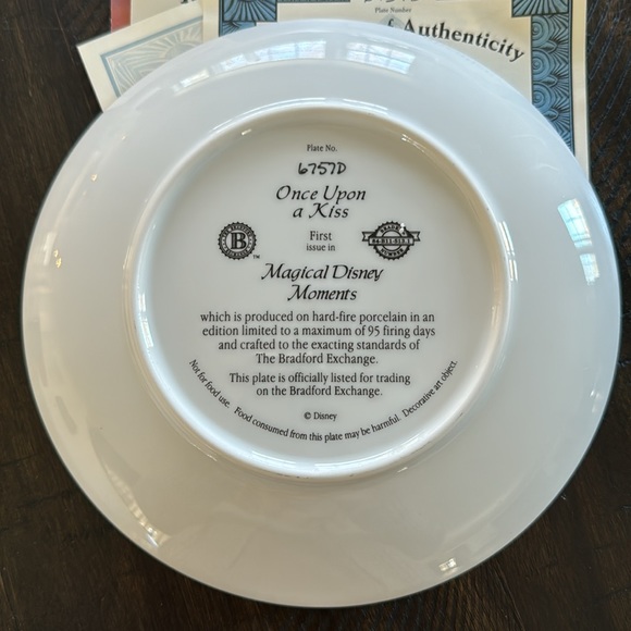 Bradford Exchange Disney Collection With Certificate Of Authenticity - Picture 3 of 4